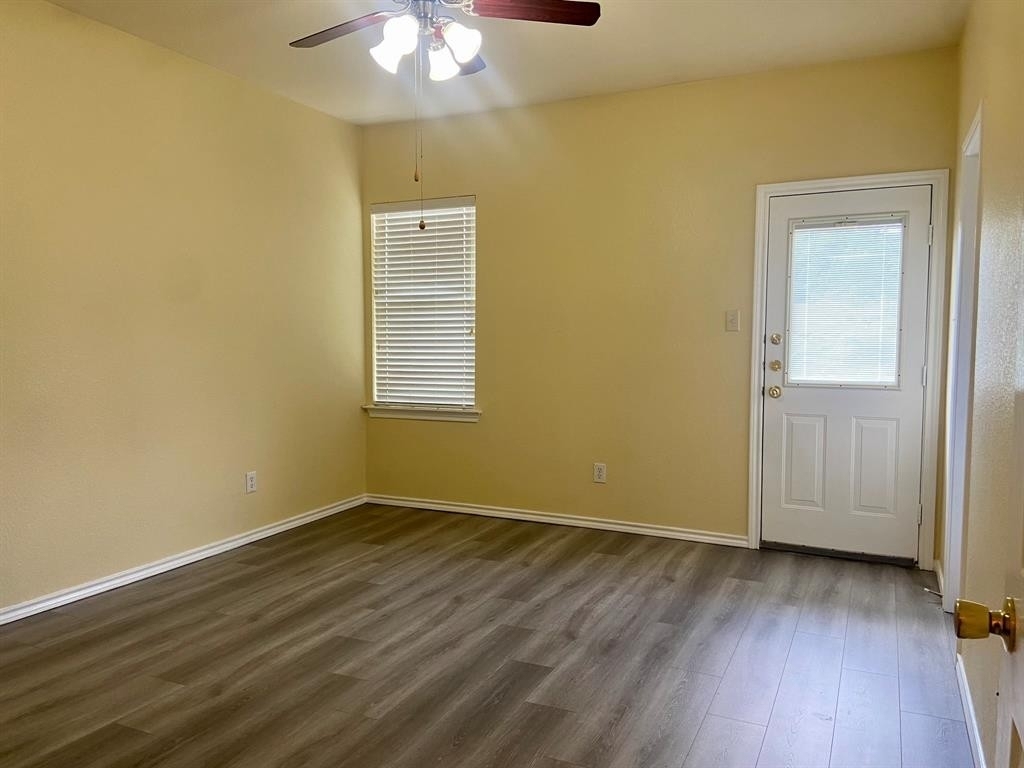 1213 Redman Avenue - Photo 11