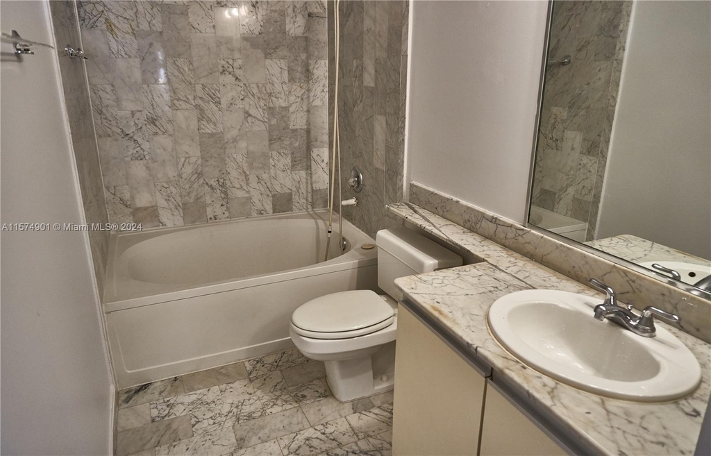 10042 Sw 77th Ct - Photo 6