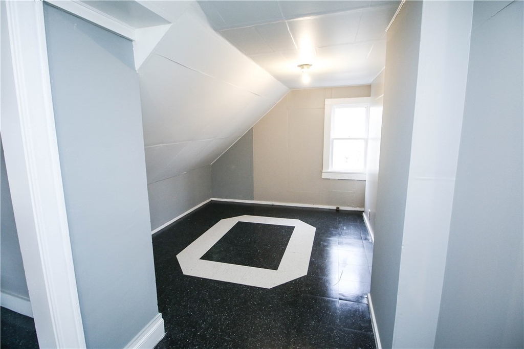 1285 N Goodman Street - Photo 14