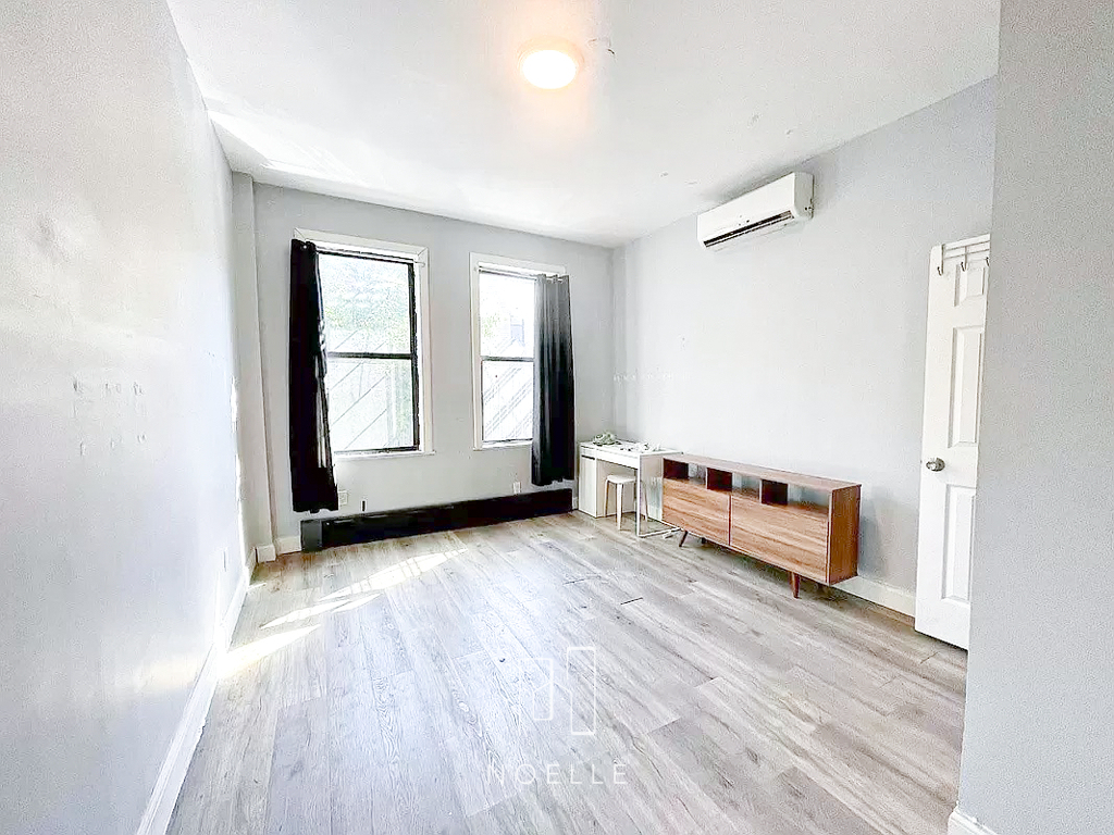 1421 Dekalb Avenue - Photo 7