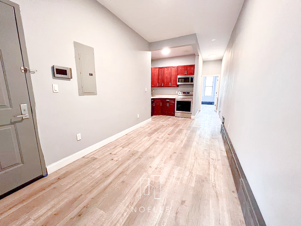 1421 Dekalb Avenue - Photo 6