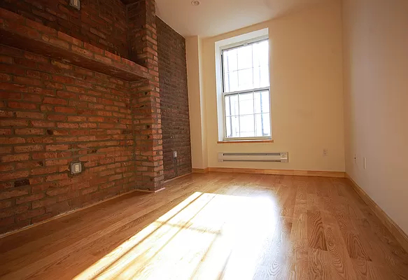 349 East 14th Street - Photo 5