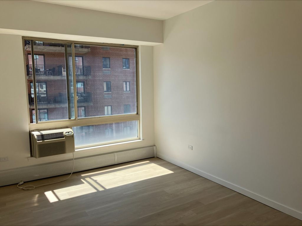 363 West 30th Street New York - Photo 4