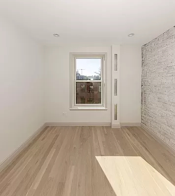 199 West 10th Street - Photo 5