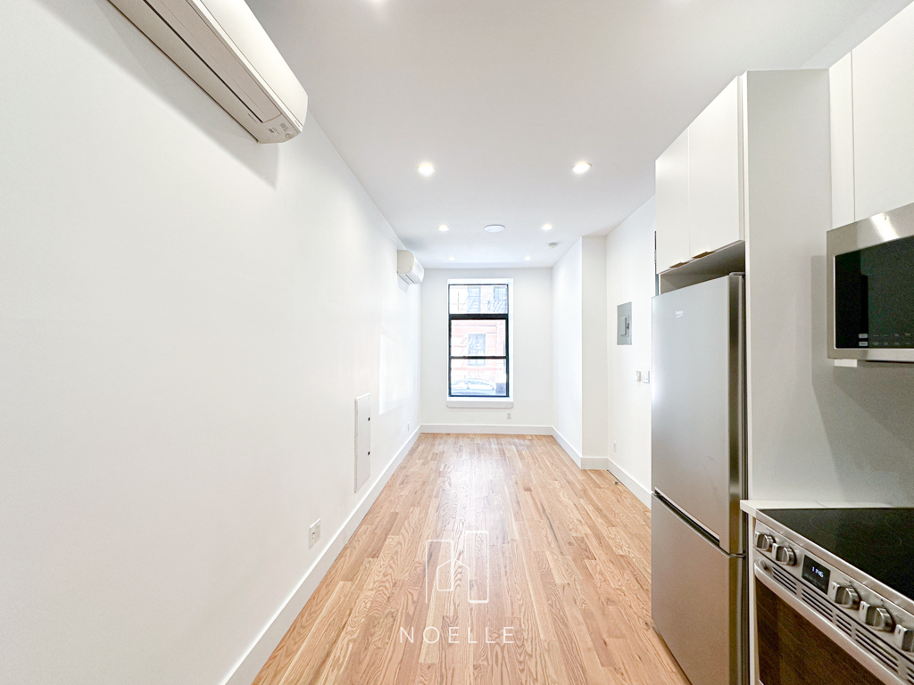 322 East 93rd Street - Photo 3