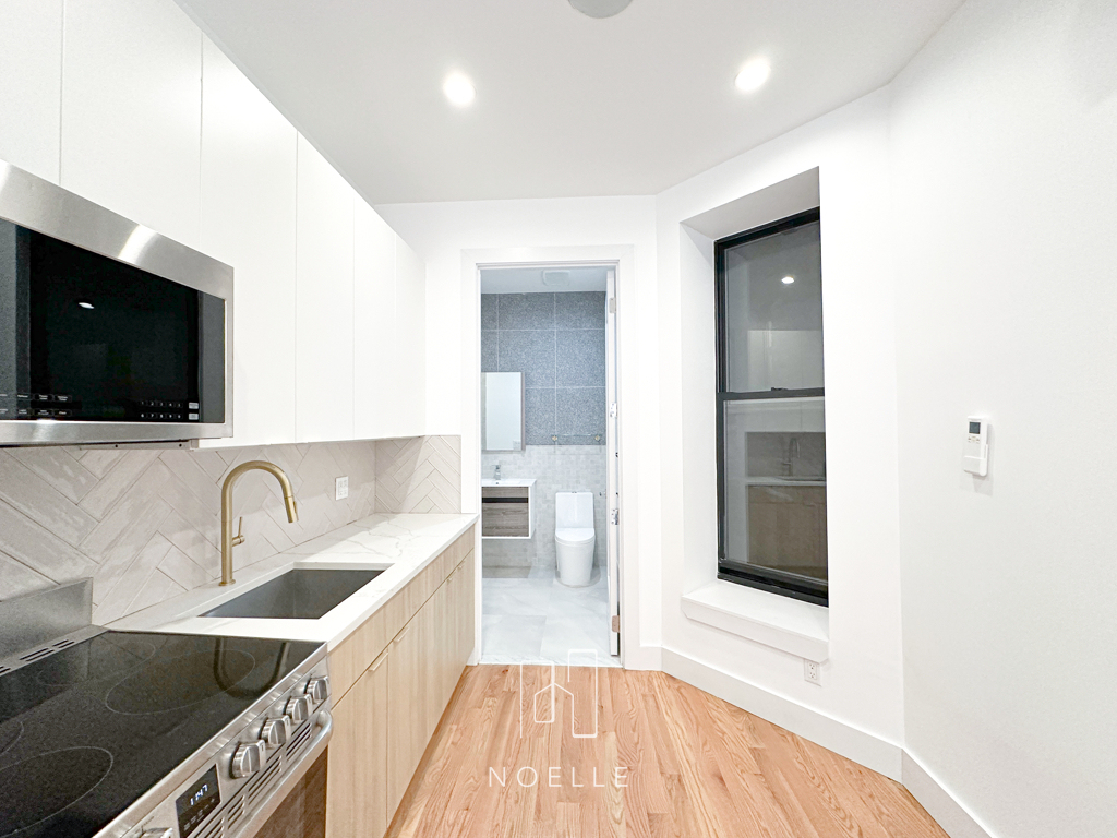 322 East 93rd Street - Photo 6