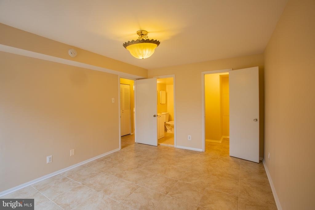 10106 Little Pond Pl - Photo 16