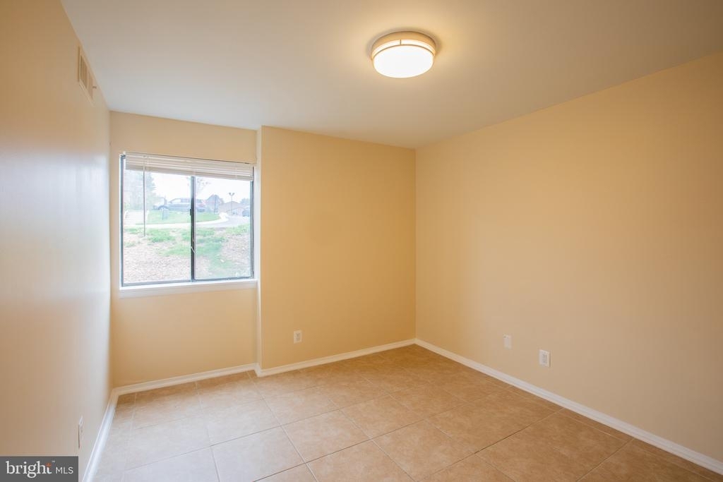 10106 Little Pond Pl - Photo 13