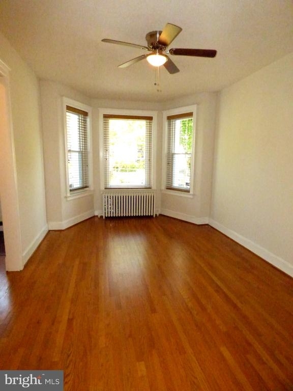 122 Adams St Nw - Photo 2