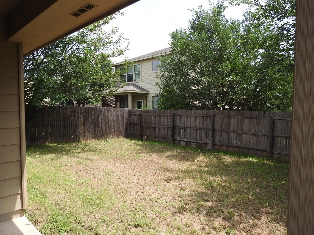 11305 Ashbrook Dr - Photo 16