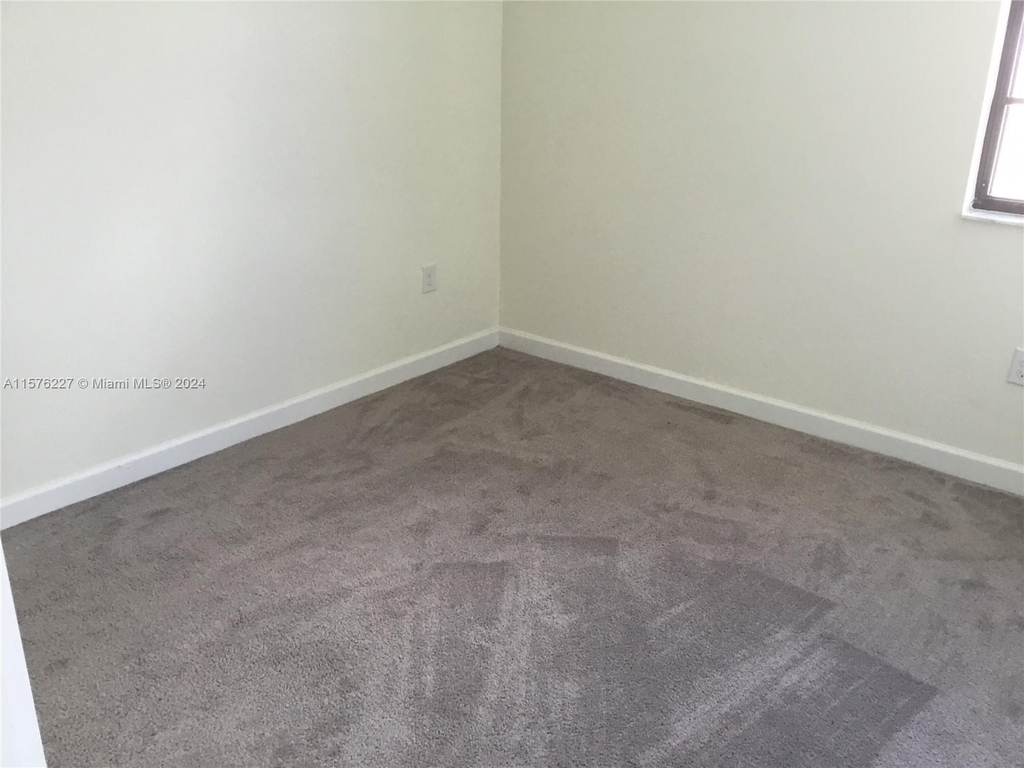 24941 Sw 114th Ct - Photo 9