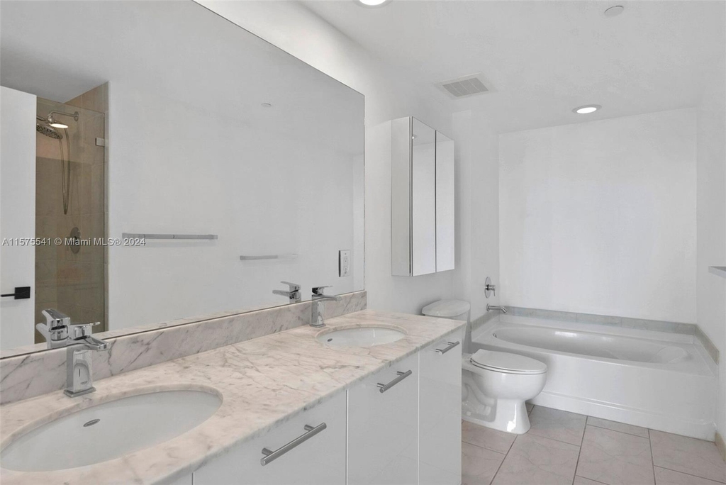 951 Brickell Ave - Photo 6