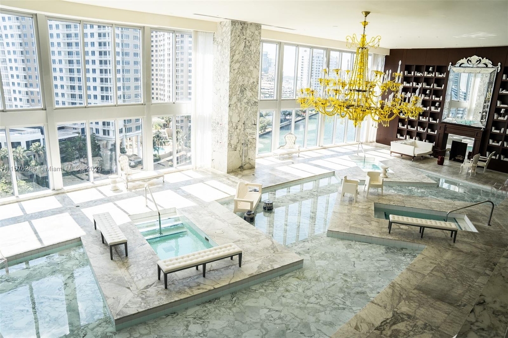 465 Brickell Ave - Photo 32