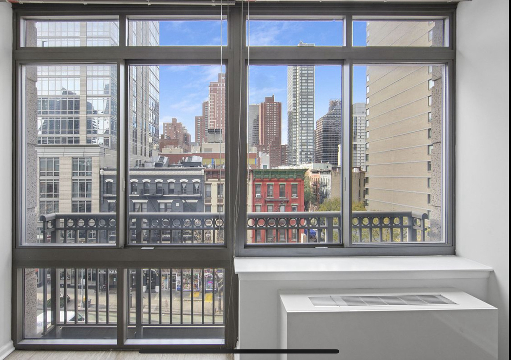 408 East 92nd Street - Photo 4