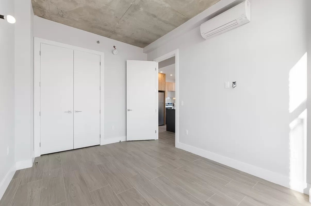 101 Macombs Place - Photo 12