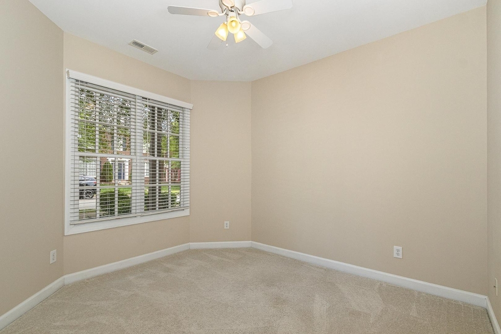 1048 Gold Rock Lane - Photo 11