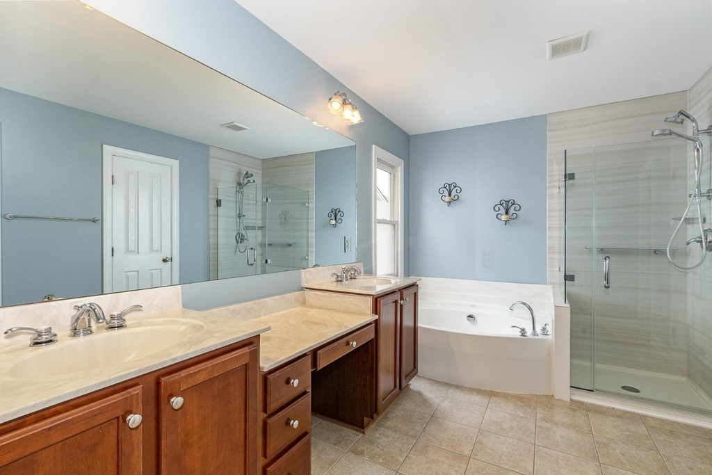 1048 Gold Rock Lane - Photo 15