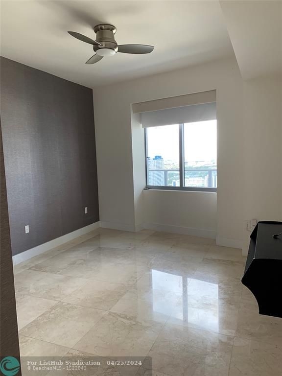 1100 Biscayne Blvd - Photo 17