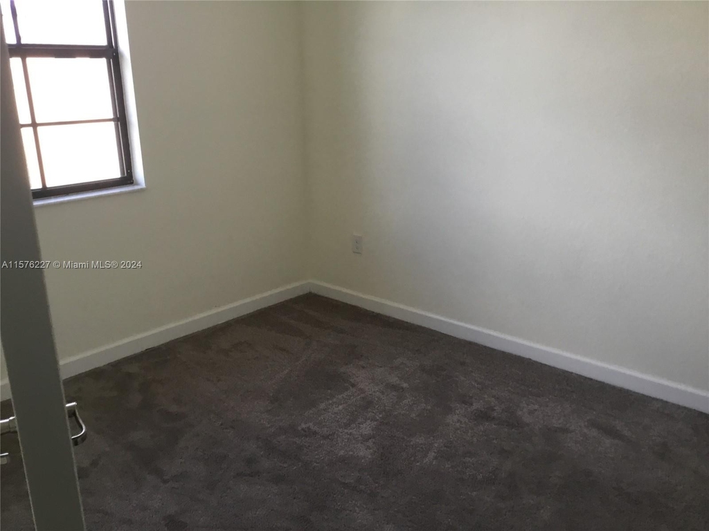 24941 Sw 114th Ct - Photo 10