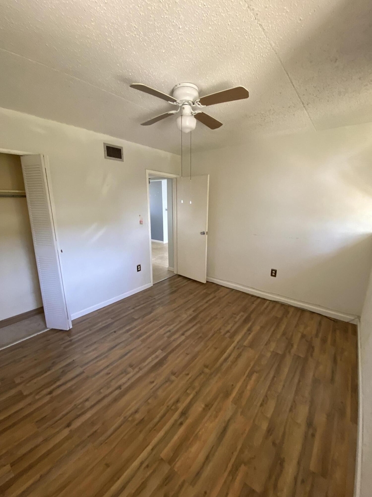300 Sw Miracle Strip Parkway - Photo 10