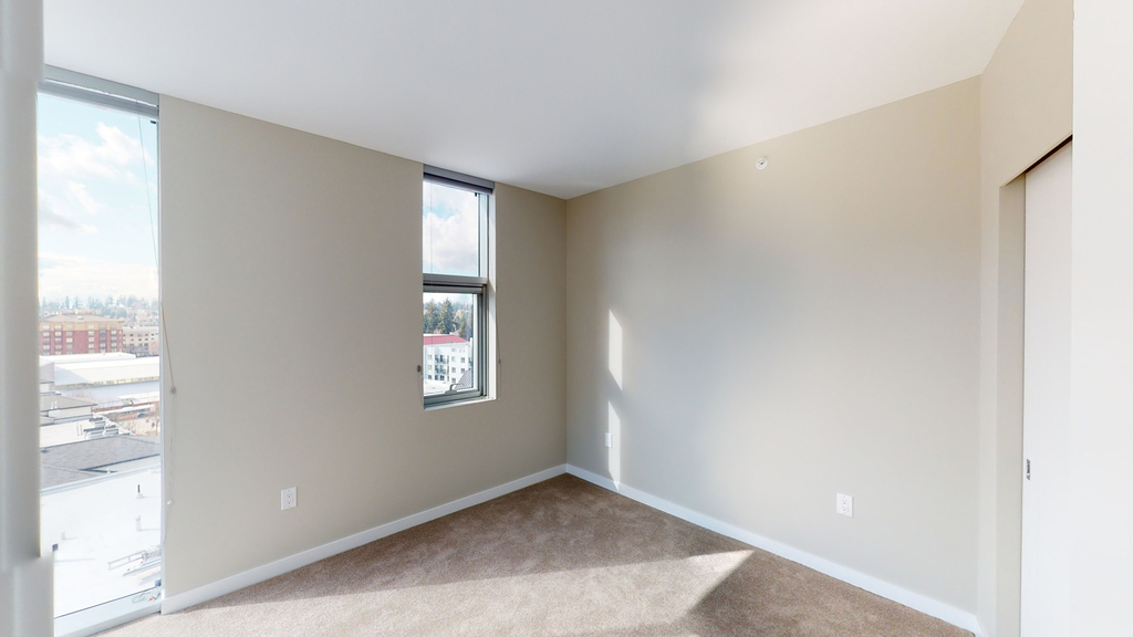 11130 Ne 10th Street - Photo 1