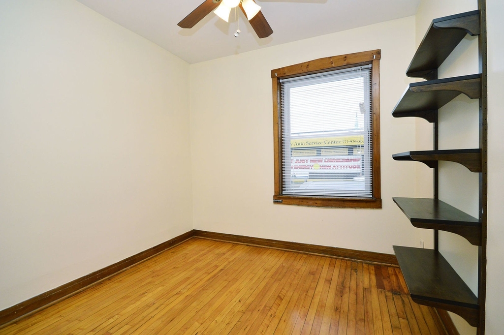 1403 W Diversey Parkway - Photo 10