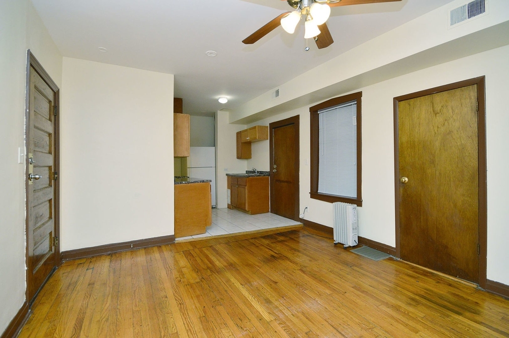 1403 W Diversey Parkway - Photo 5