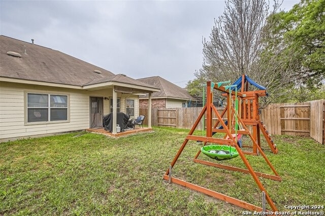 1007 Caprese Ln - Photo 6