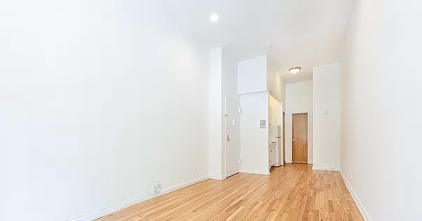 415 East 87th Street - Photo 1