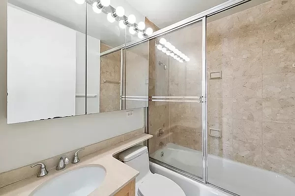 360 East 57th Street - Photo 5