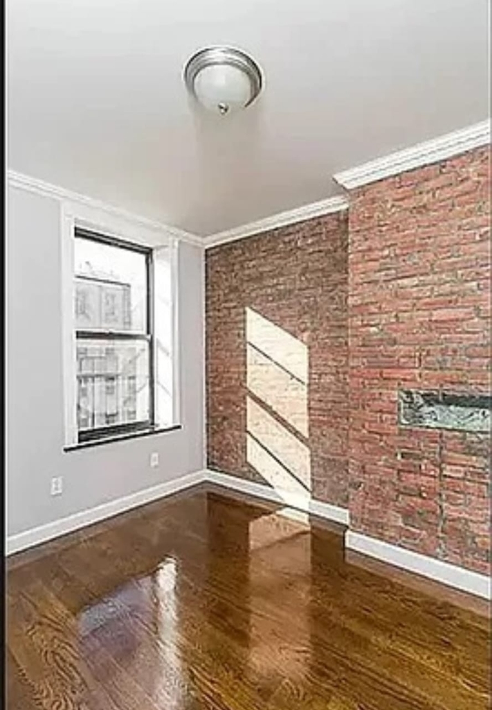 420 West 51st Street - Photo 5