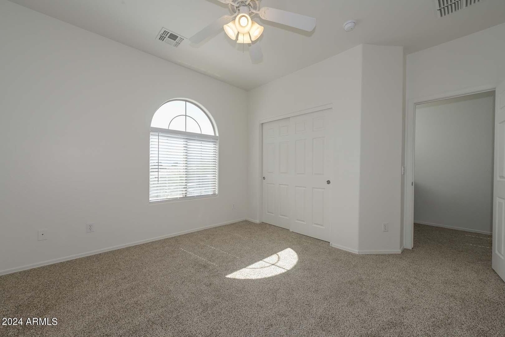 5432 W Beverly Road - Photo 21