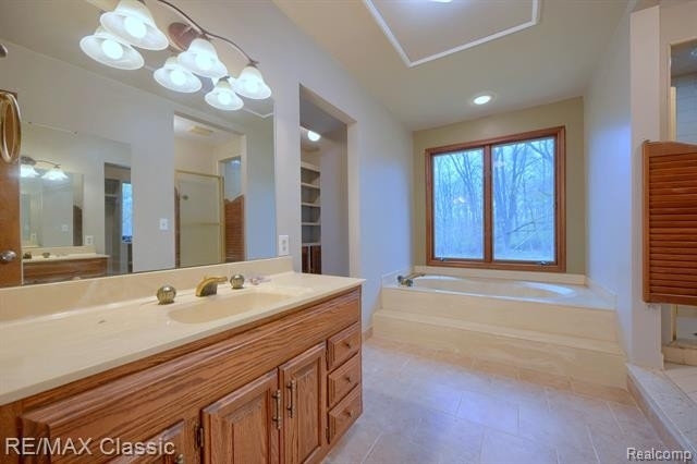 3245 W Long Lake Road - Photo 16