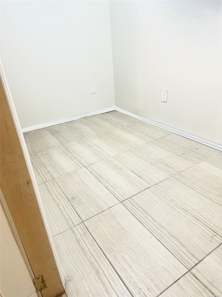 161 Beach 60th Street - Photo 2