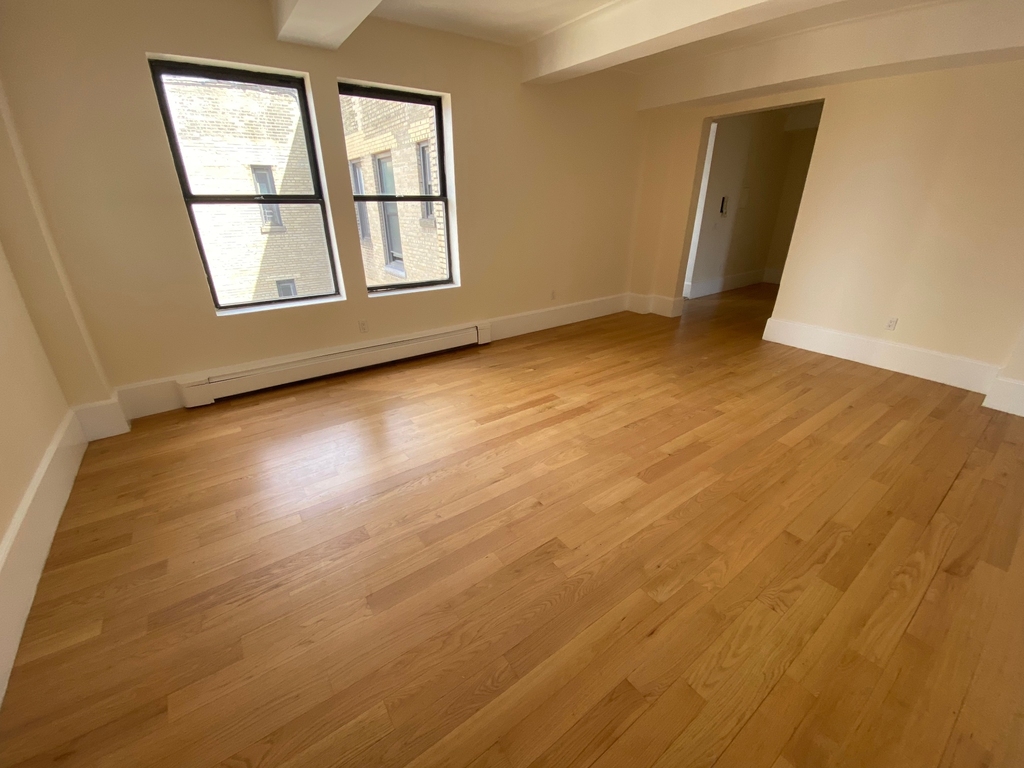 West 79th Street - Photo 17
