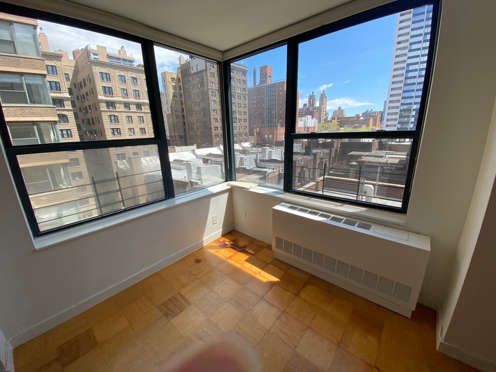 West 87 th Street - Photo 1