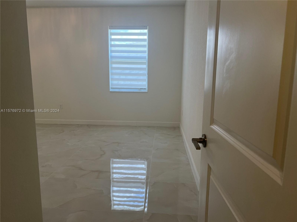16960 Sw 288th Ter - Photo 10