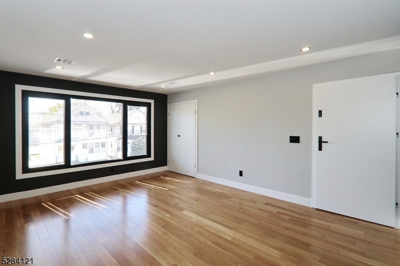 400 Knopf St - Photo 1