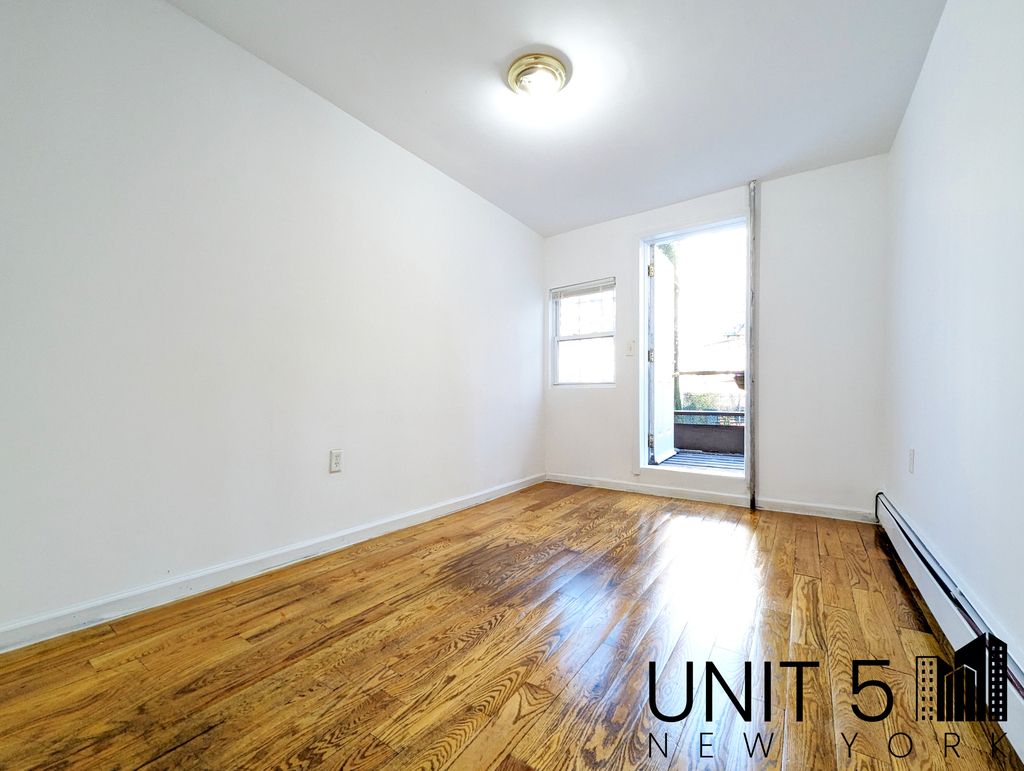 901 Willoughby Avenue - Photo 5