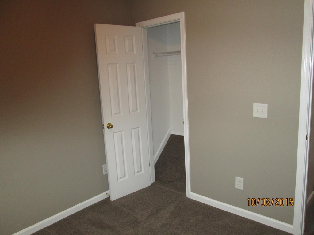 8521 Silhouette Place - Photo 15