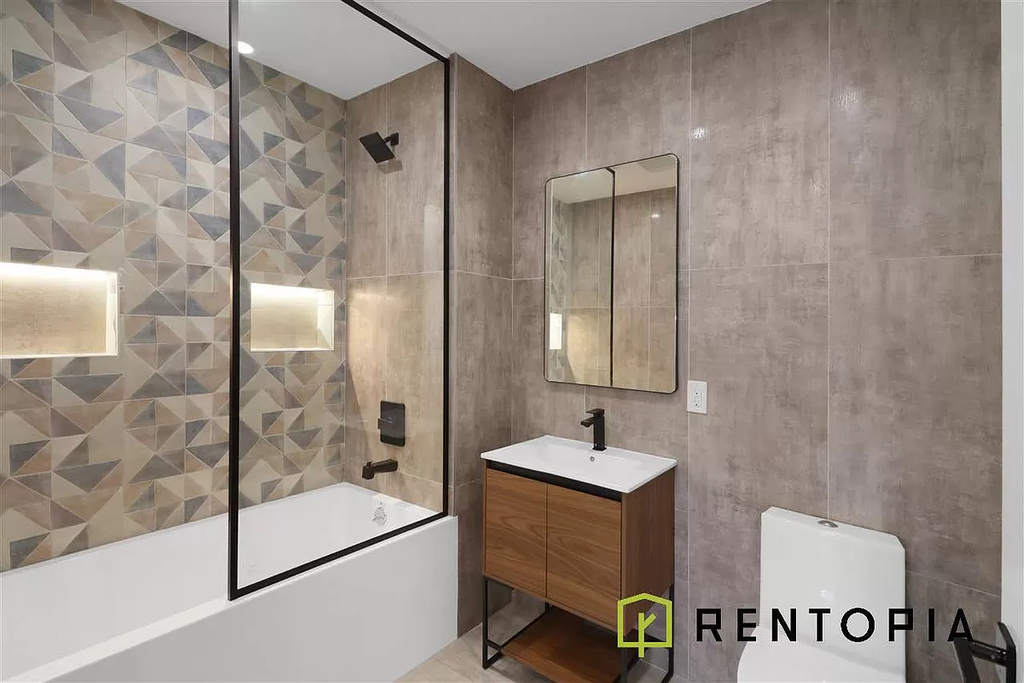 350 Meeker Avenue - Photo 5