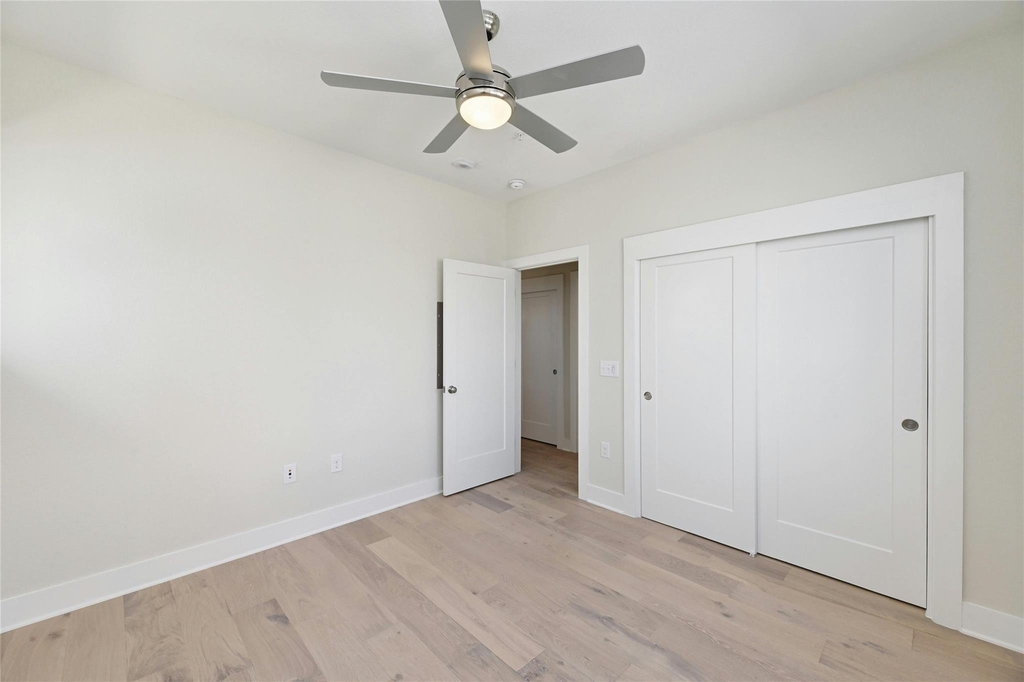 2827 Manor Rd - Photo 22
