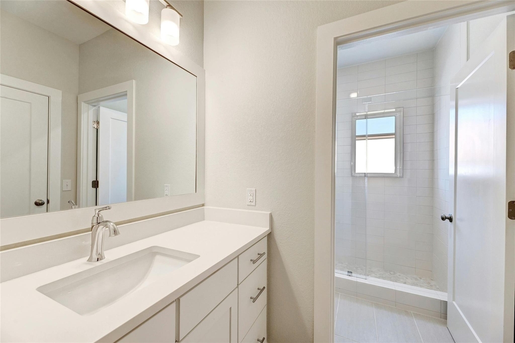 2827 Manor Rd - Photo 19