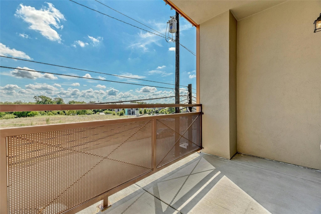 2827 Manor Rd - Photo 10