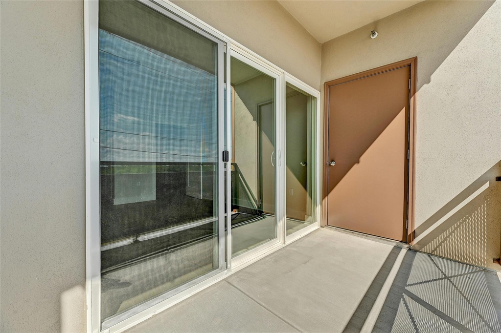 2827 Manor Rd - Photo 16