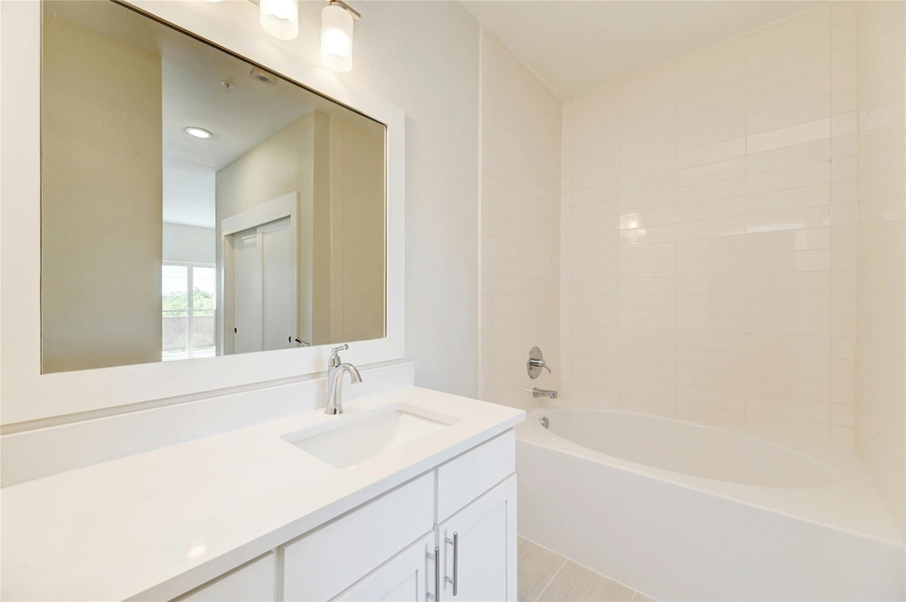 2827 Manor Rd - Photo 14
