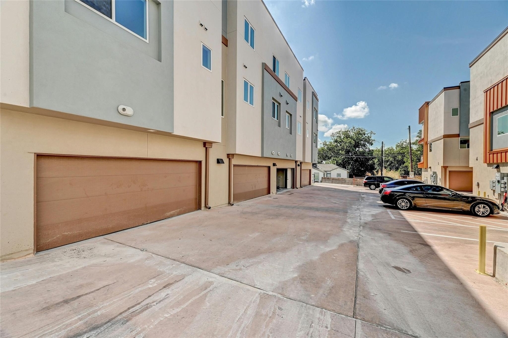 2827 Manor Rd - Photo 24