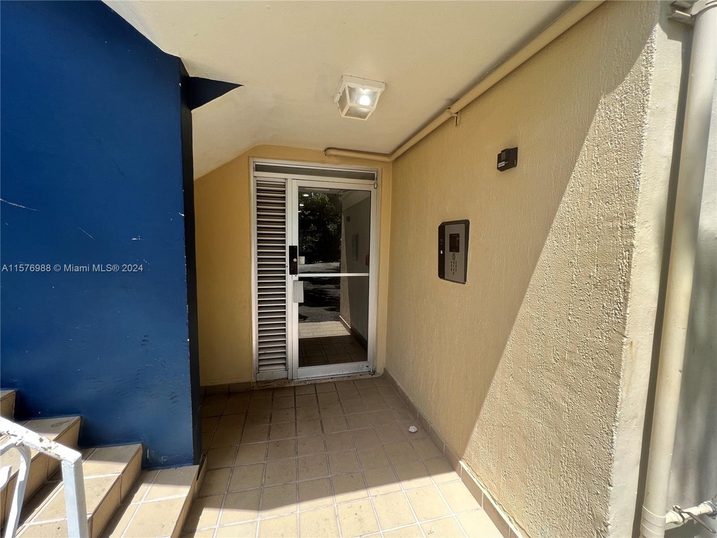 4301 Nw South Tamiami Canal Dr - Photo 13