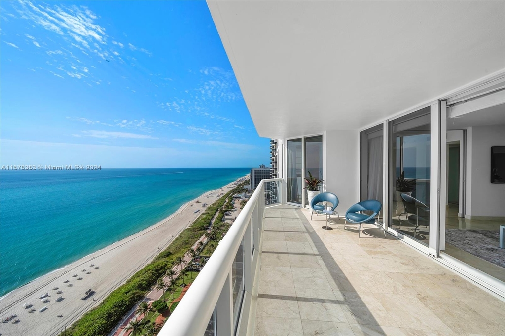4779 Collins Ave - Photo 6