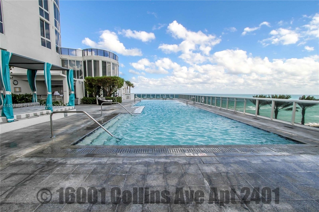 16001 Collins Ave - Photo 31